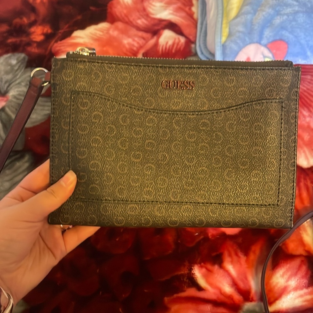 Guess wallet wristlet